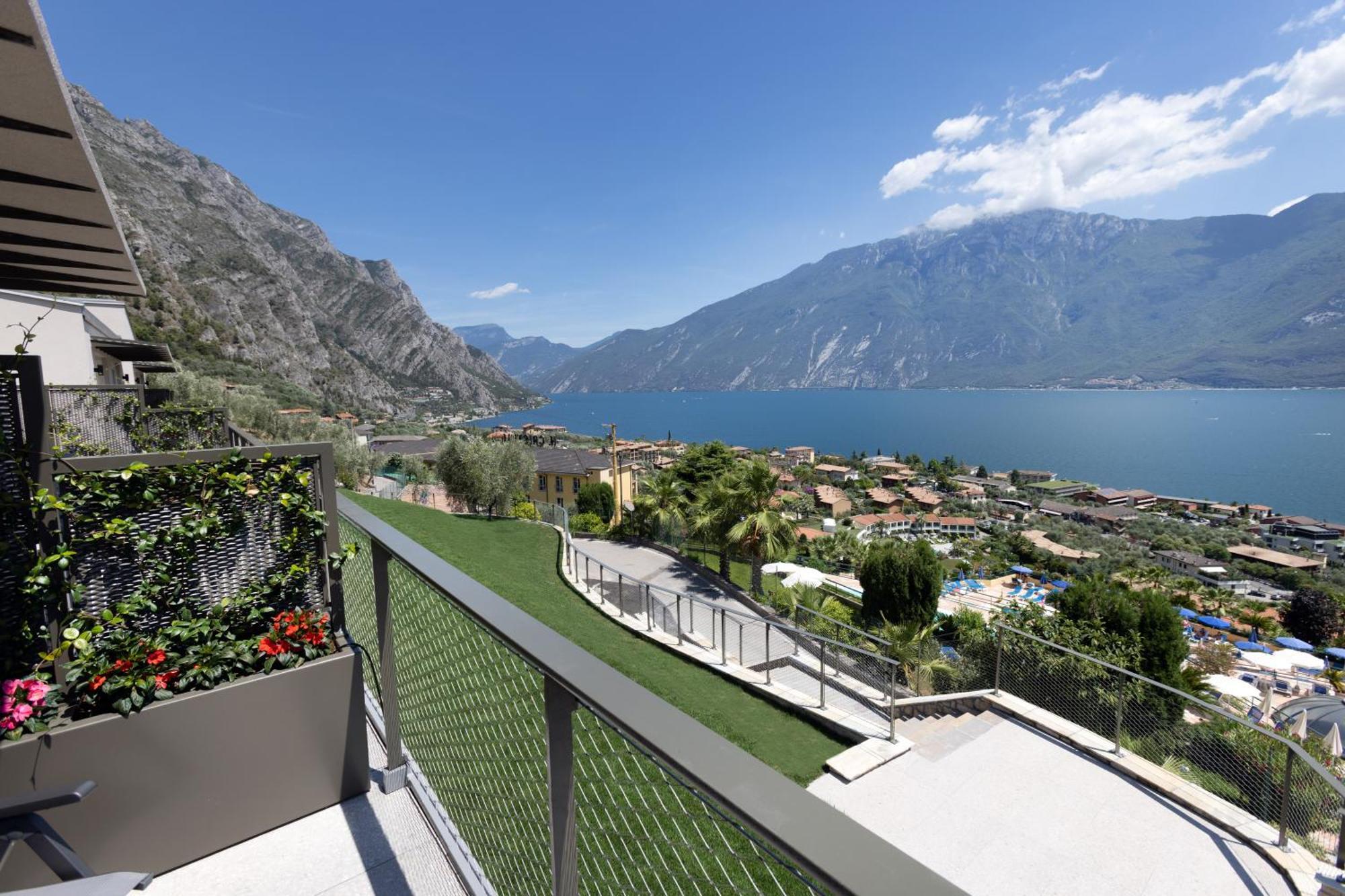 Llac Living Nature Hotel Limone sul Garda Room photo